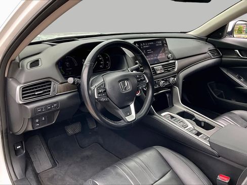 Used 2022 Honda Accord Touring image 18