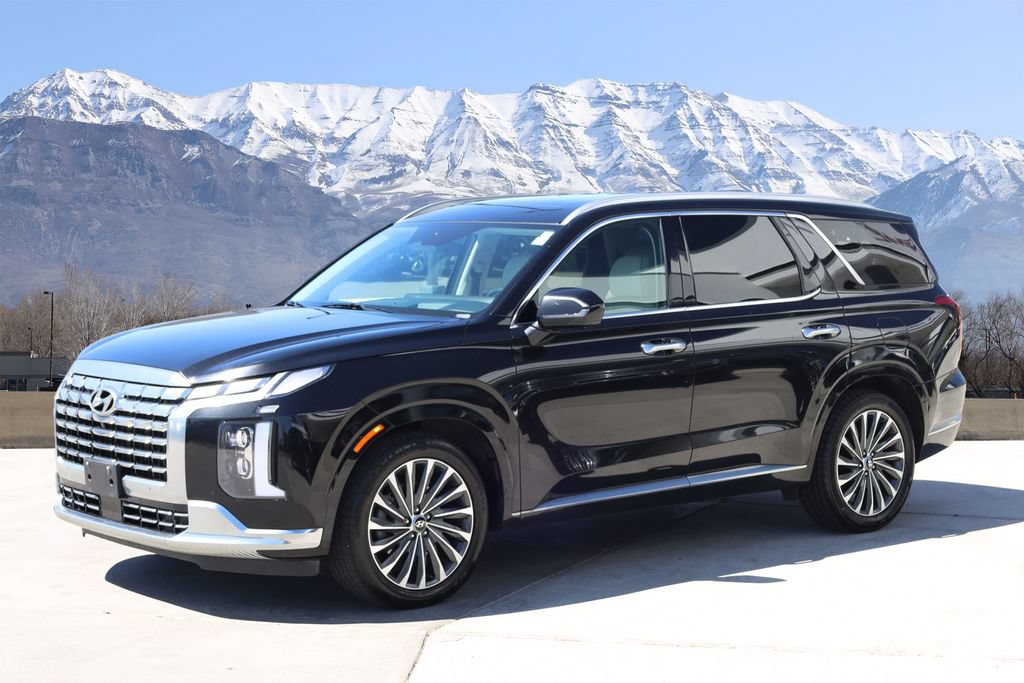 Used 2024 Hyundai Palisade Calligraphy AWD/4WD image 2