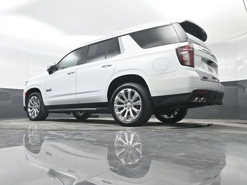 Used 2021 Chevrolet Tahoe Premier w/ Premium Package AWD/4WD image 28