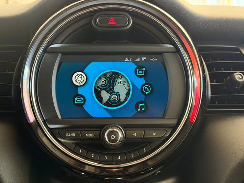 Used 2019 MINI Cooper 2-Door Hardtop FWD image 24