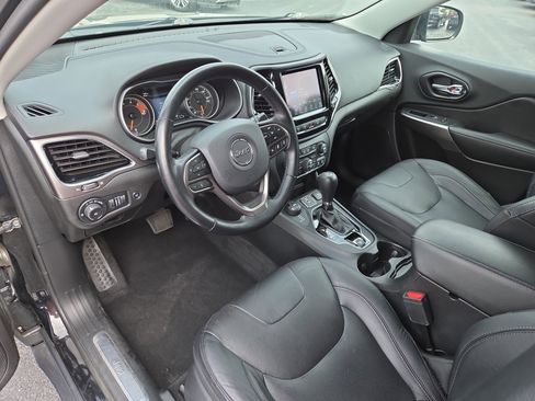 Certified 2021 Jeep Cherokee Limited AWD/4WD image 16