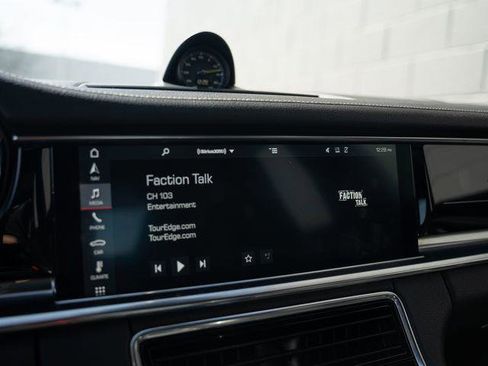 Certified 2020 Porsche Panamera 4 AWD/4WD image 25