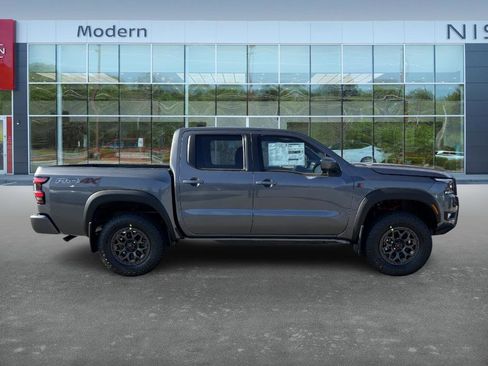 New 2026 Nissan Frontier PRO-4X w/ Pro-4x Convenience Package image 4