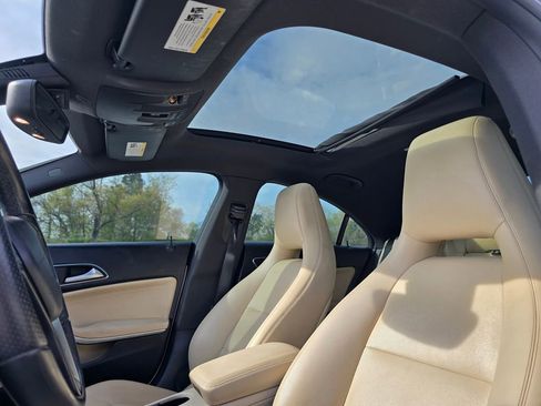 Used 2014 Mercedes-Benz CLA 250 image 5