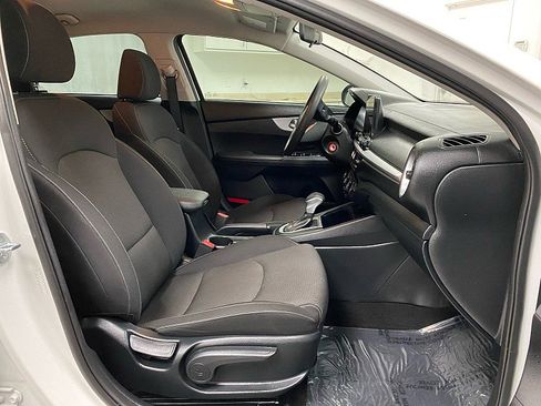 Used 2024 Kia Forte LXS image 14