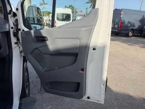Used 2017 Ford Transit 350 XL RWD image 15