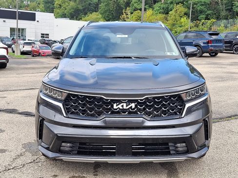Used 2023 Kia Sorento EX AWD/4WD image 2