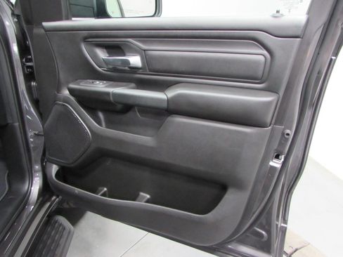 New 2026 RAM 1500 Express AWD/4WD image 16