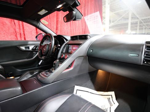 Used 2017 Jaguar F-TYPE S RWD image 20