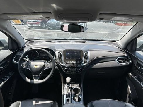 Used 2024 Chevrolet Equinox Premier AWD/4WD image 24