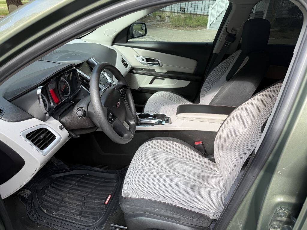 Used 2015 GMC Terrain SLE FWD image 11