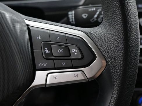 Used 2022 Volkswagen Tiguan S FWD image 17