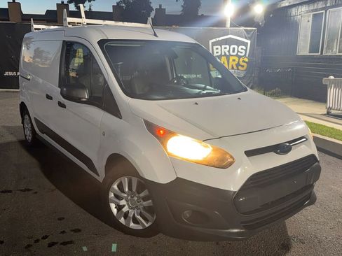 Used 2017 Ford Transit Connect XL image 2