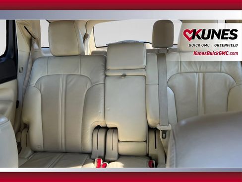 Used 2014 Lincoln MKT FWD image 35