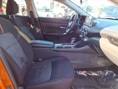 Used 2022 Nissan Sentra SR w/ Electronics Package image 10