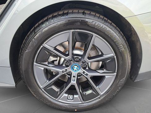 Used 2023 BMW i4 eDrive35 w/ Premium Package RWD image 11