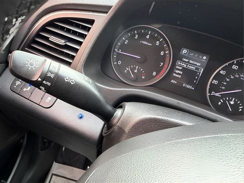 Used 2017 Hyundai Elantra Value Edition image 36