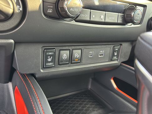 New 2026 Nissan Frontier PRO-4X w/ Pro-4x Convenience Package image 24