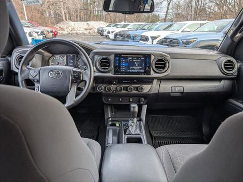 Certified 2017 Toyota Tacoma TRD Sport w/ Tow Package (A/T) AWD/4WD image 20