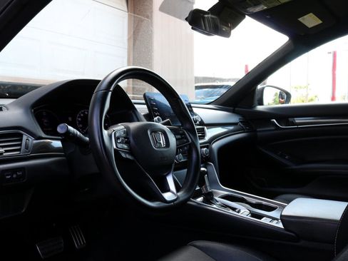 Used 2019 Honda Accord Sport image 22
