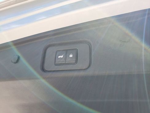 New 2025 Nissan Pathfinder SL w/ Cargo Package image 9