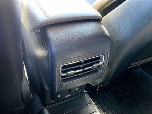 Used 2023 Lincoln Corsair Reserve image 33