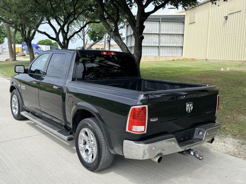 Used 2018 RAM 1500 Laramie RWD image 7