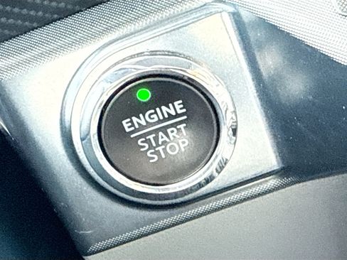 Used 2022 Ford F150 Limited AWD/4WD image 35