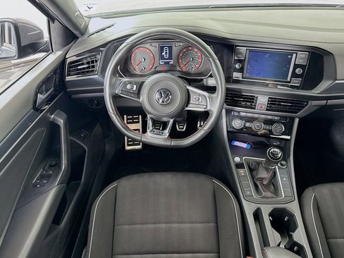 Used 2019 Volkswagen Jetta GLI FWD image 18