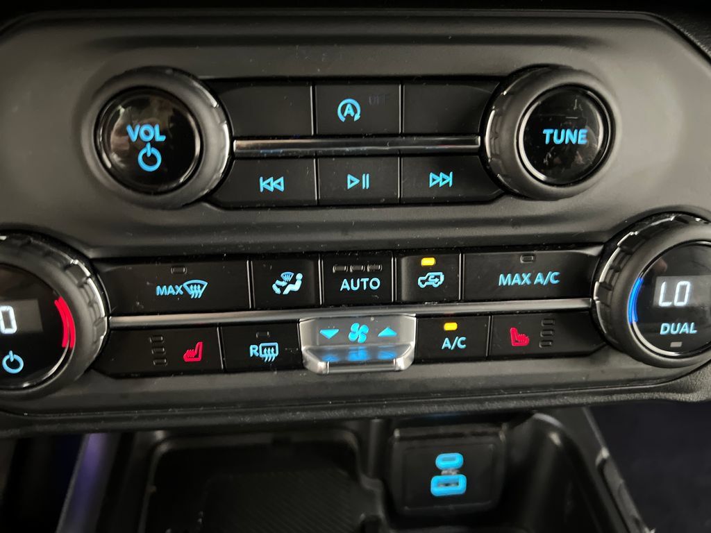 Used 2025 Ford Bronco Big Bend AWD/4WD image 48