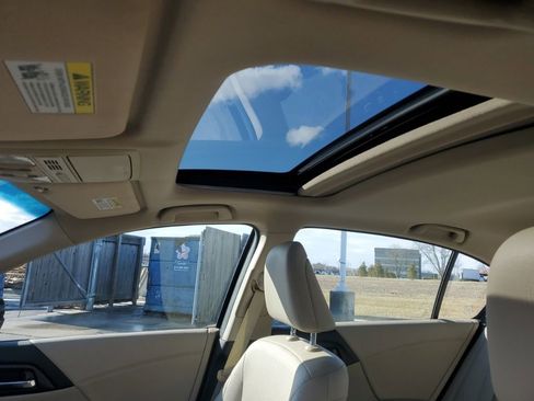 Used 2015 Honda Accord EX-L image 14