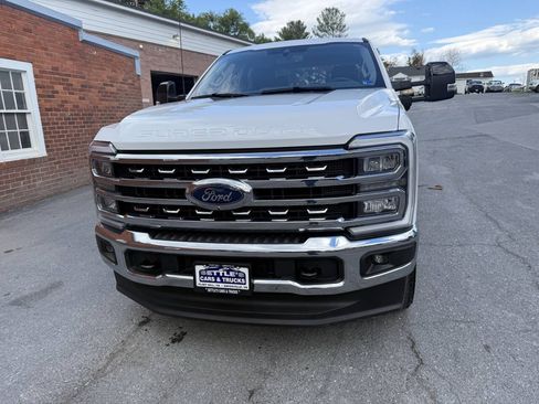 Used 2025 Ford F350 Lariat w/ Camper Package AWD/4WD image 3