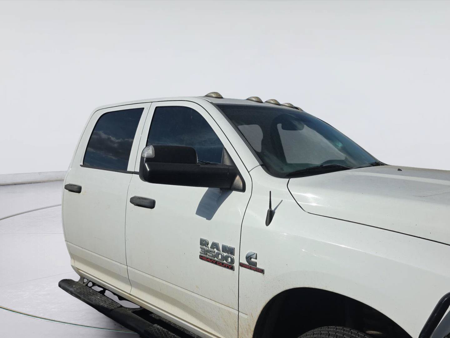 Used 2018 RAM 3500 Tradesman w/ Chrome Appearance Group AWD/4WD image 9
