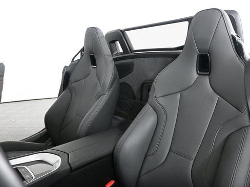 Used 2024 BMW Z4 sDrive30i image 5