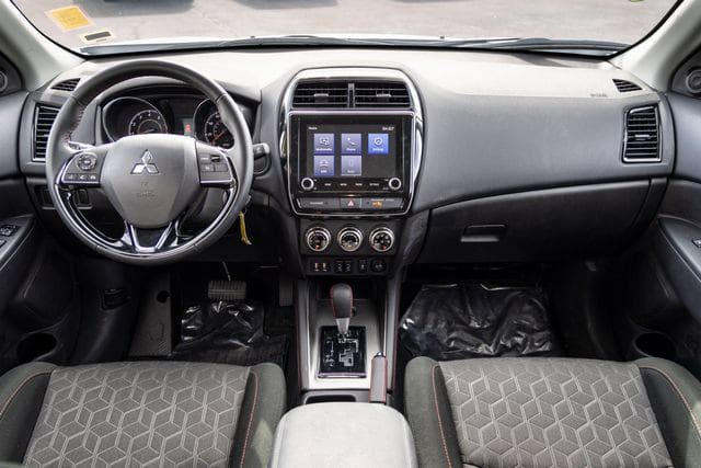 Used 2026 Mitsubishi Outlander Sport AWD image 24