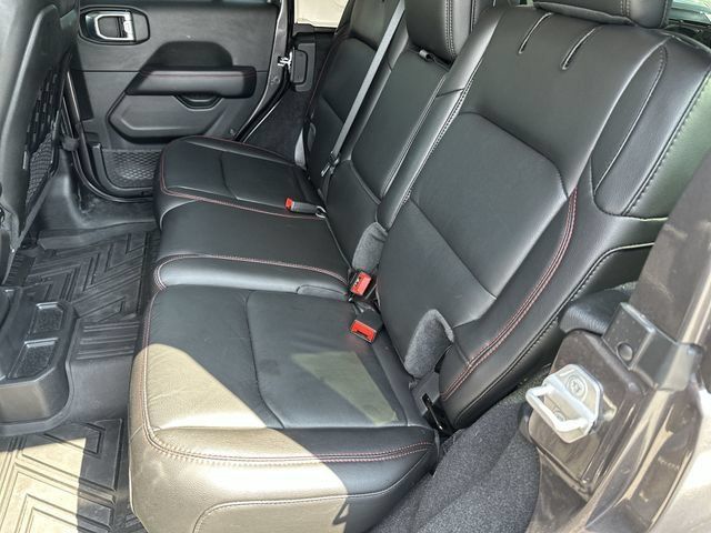 Used 2021 Jeep Wrangler Unlimited Rubicon AWD/4WD image 26