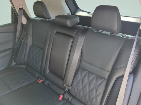 New 2026 Nissan Rogue Platinum AWD/4WD image 21