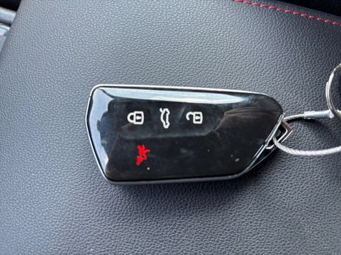 Used 2026 Volkswagen Golf S FWD image 22