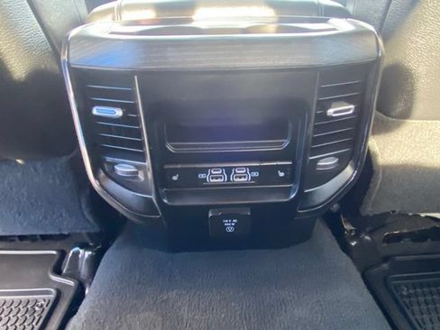 Used 2024 RAM 2500 Limited AWD/4WD image 21