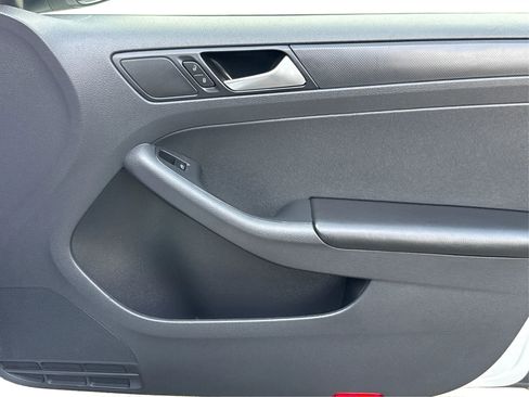 Used 2016 Volkswagen Jetta S FWD image 22