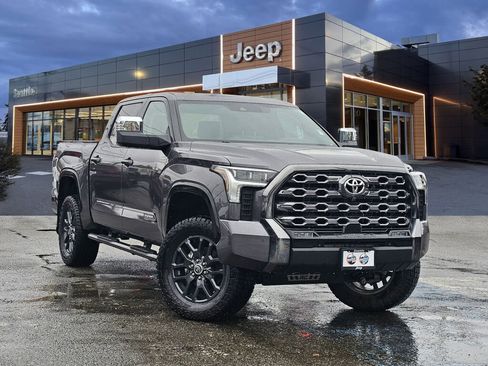 Used 2023 Toyota Tundra Platinum image 1
