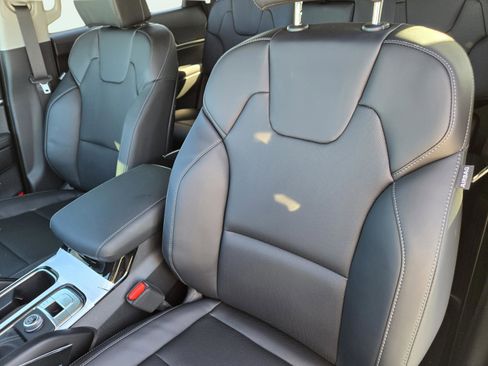 New 2025 Kia Telluride LX image 16