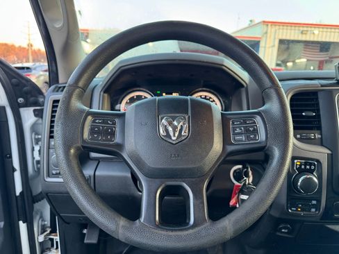 Used 2019 RAM 1500 Tradesman w/ Power & Remote Entry Group image 15