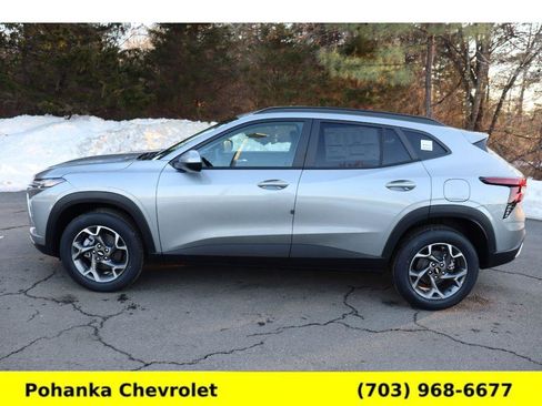 New 2026 Chevrolet Trax LT image 4