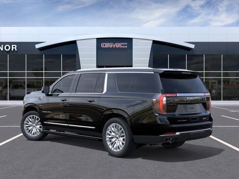 New 2026 GMC Yukon XL Denali w/ Denali Reserve Package AWD/4WD image 3