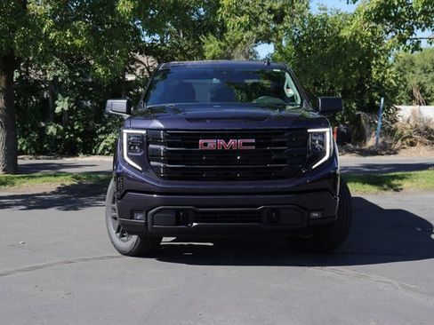 New 2026 GMC Sierra 1500 Elevation image 2