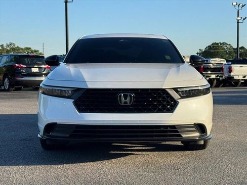 Used 2024 Honda Accord Sport image 8