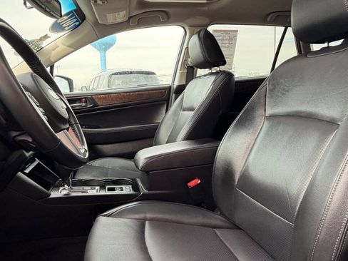 Used 2016 Subaru Outback 2.5i Limited image 19