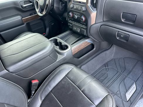 Used 2023 Chevrolet Silverado 2500 High Country image 15