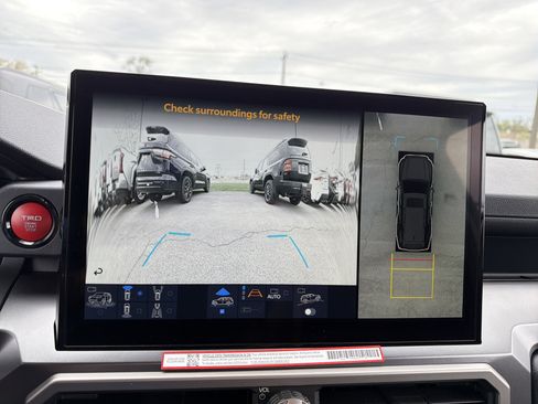 New 2026 Toyota 4Runner TRD Off-Road Premium AWD/4WD image 22